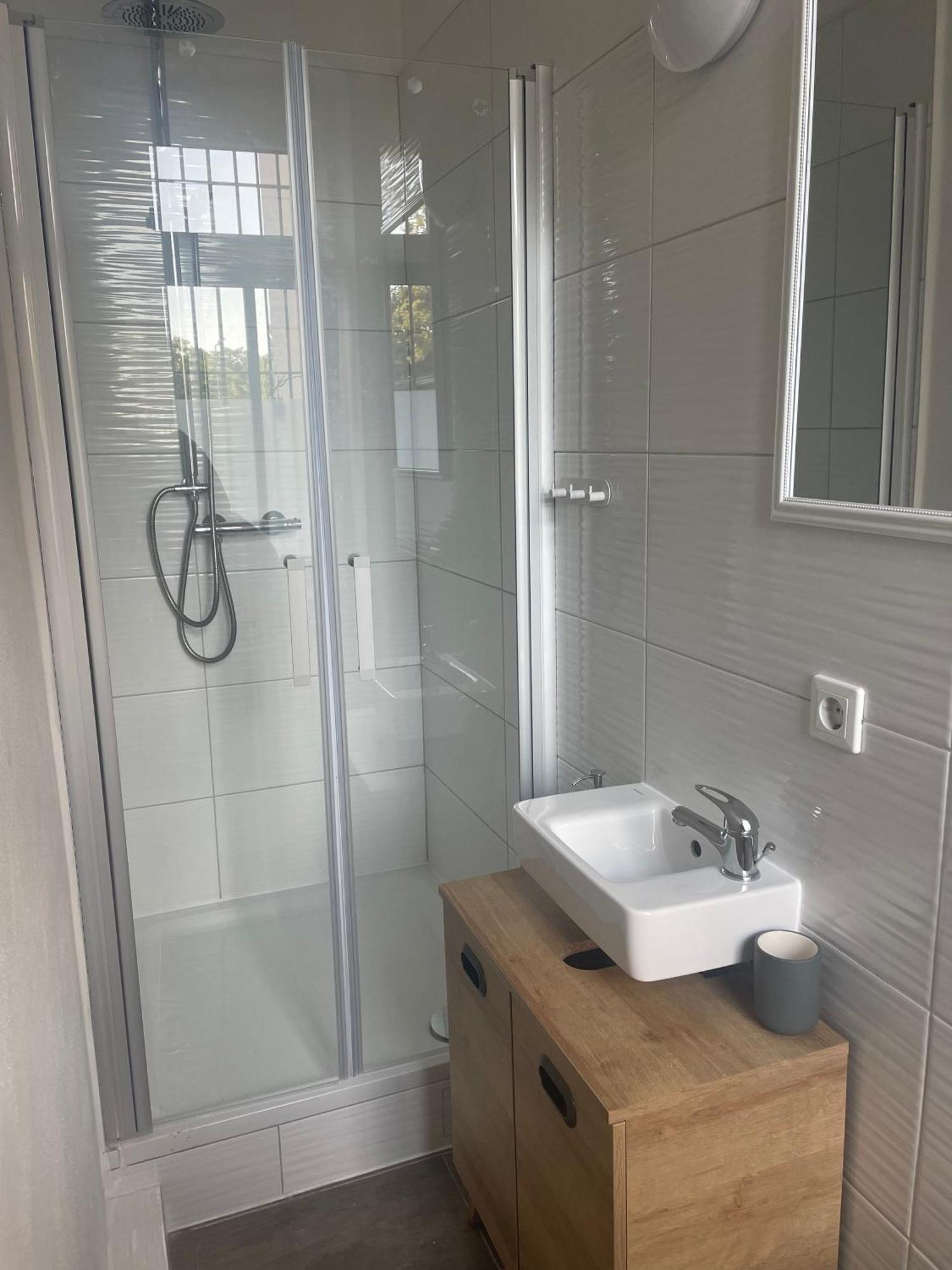 Appartement "Gudrun" Inklusive Parkplatz Halle  ภายนอก รูปภาพ